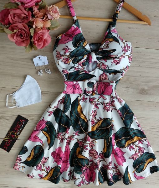 Macaquinho Estilo Vestido