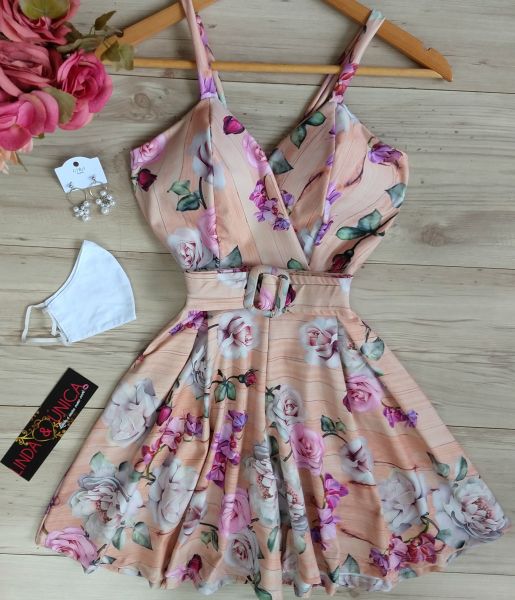 Macaquinho Estilo Vestido