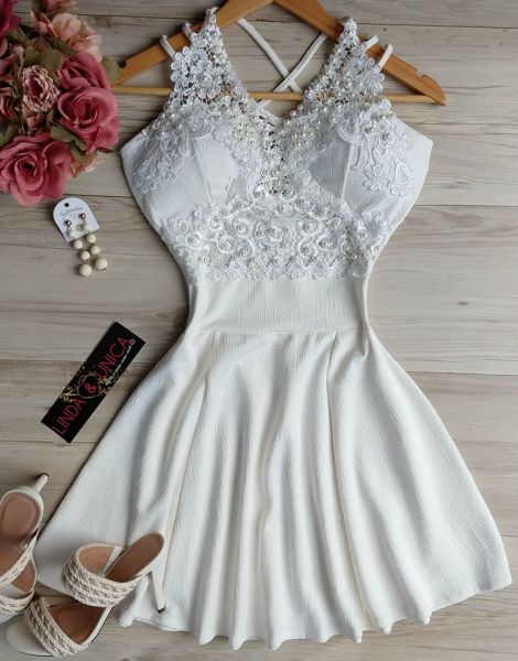 Vestido Boneca Bordado