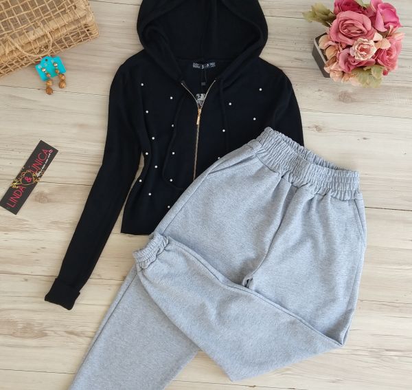 Blusa com zíper e capuz
