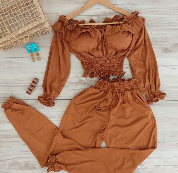 Conjunto Suede Calça + Blusa