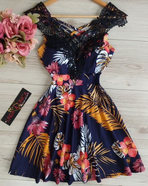 .Vestido Rodado com renda